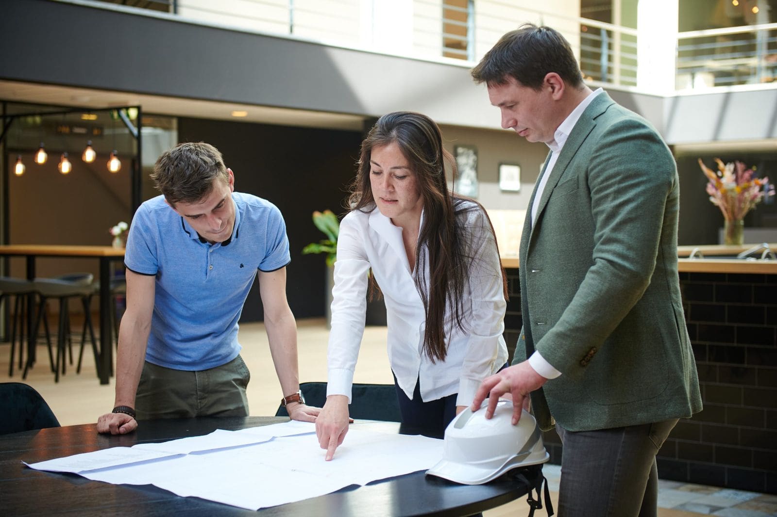 Aan wie verkoop je je bedrijf: concurrent, investeerder of je eigen team